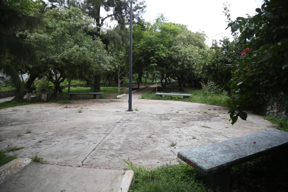 Según la información facilitada, se plantea atender principalmente los caminos interiores.