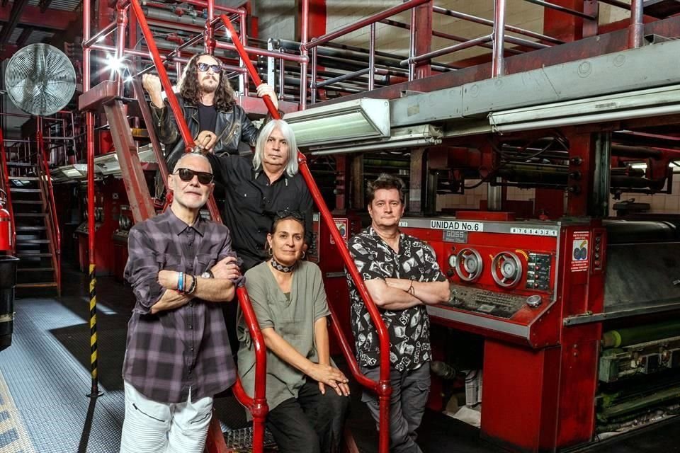 Sabo Romo (ex Caifanes), Rosa Adame (La Lupita), Sergio Santacruz (Neón), Ugo Rodríguez (Azul Violeta) y Arturo Ybarra (Rostros Ocultos). Se presentarán el 28 de septiembre en la Ciudad.