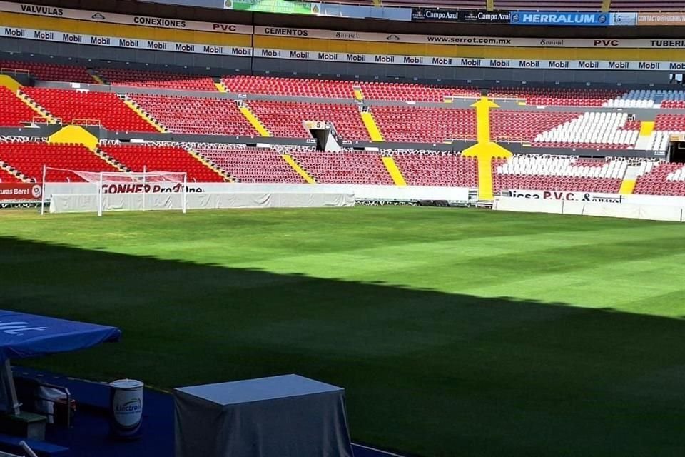 La presidenta de Clubes Unidos de Jalisco, señala que, al ser uno de los accionistas de dicha asociación que administra el Estadio Jalisco junto con el Atlas, Leones Negros, y el club Oro, Chivas tiene el acceso al inmueble. 