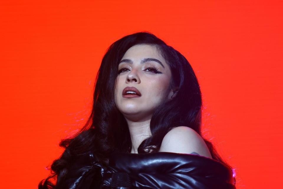 Mon Laferte recibirá el reconocimiento Leading Ladies of Entertainment de los Latin Grammy por su trayectoria; la ceremonia se llevará a cabo el 16 de noviembre.