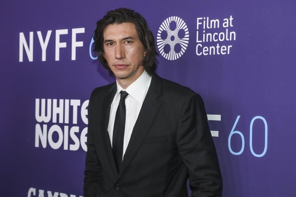 Adam Driver criticó a Netflix y Amazon en el Festival Internacional de Cine de Venecia por negarse a cumplir con las demandas del SAG-AFTRA.