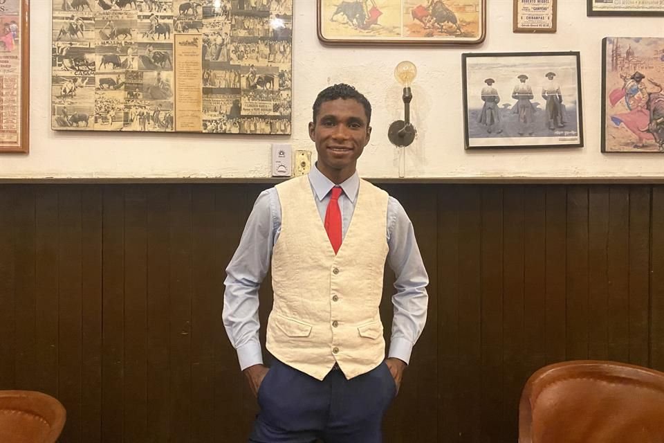 Juan Palacios 'El Pantera' es un novillero ecuatoriano, entró al CART en 2021.