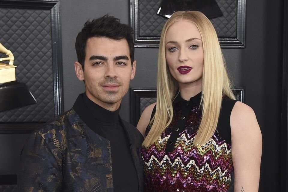 Joe Jonas y Sophie Turner han decidido terminar su relación tras 4 años de matrimonio y dos hijas en común.