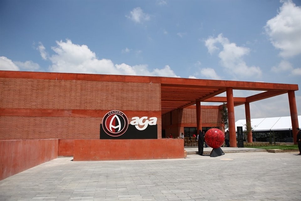 Con la apertura oficial de la Academia Aga, en la que invirtieron 380 mdp, Atlas y Grupo Orlegi buscan iniciar la consolidación rojinegra.