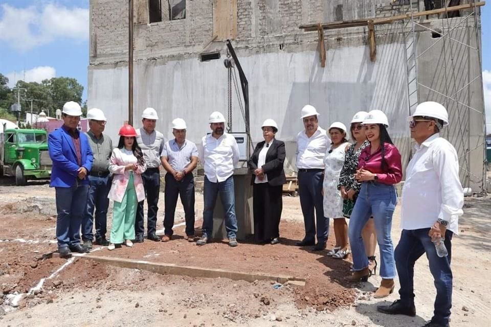 Para evitar traslados largos y dar atención a los pacientes renales locales, Tonalá anunció la construcción de la Unidad de Hemodiálisis,