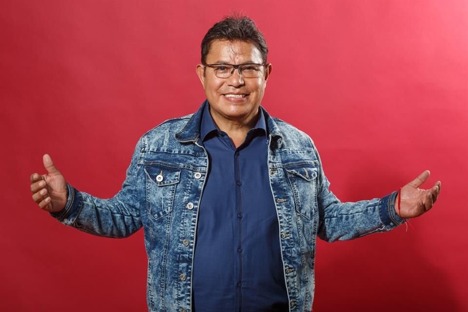 Raymundo Espinoza, fundador del grupo Rayito Colombiano.
