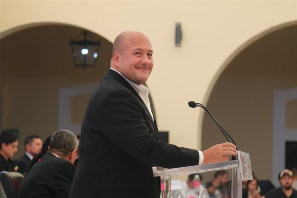 Enrique Alfaro Ramírez, durante el Segundo Informe de Citlalli Amaya, Presidenta de Tlaquepaque.