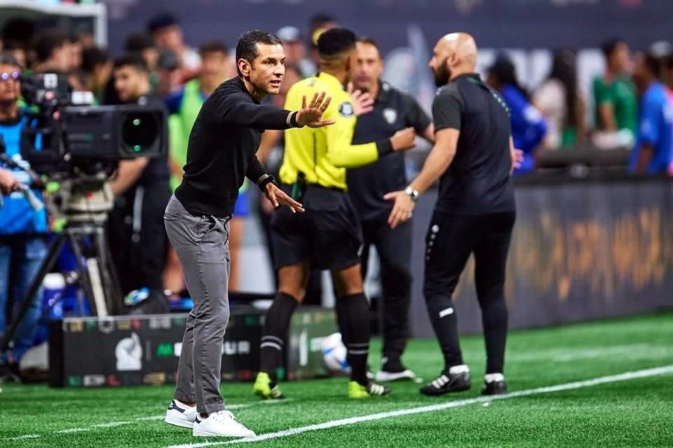 Jaime Lozano lamentó el empate de último minuto.