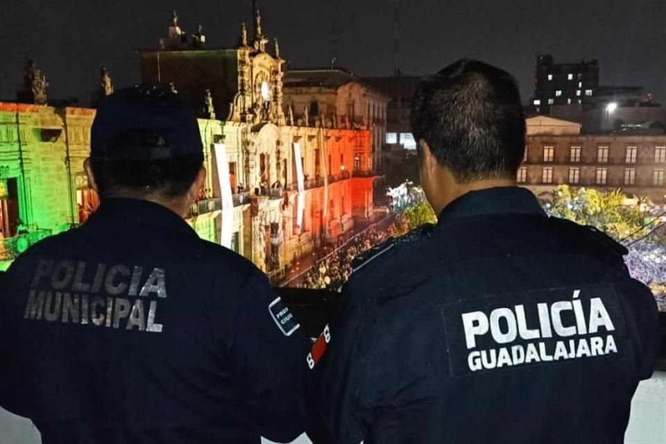 Para garantizar la seguridad de quienes van a dar el grito al Centro de GDL este viernes, la Policía municipal desplegará 650 elementos.