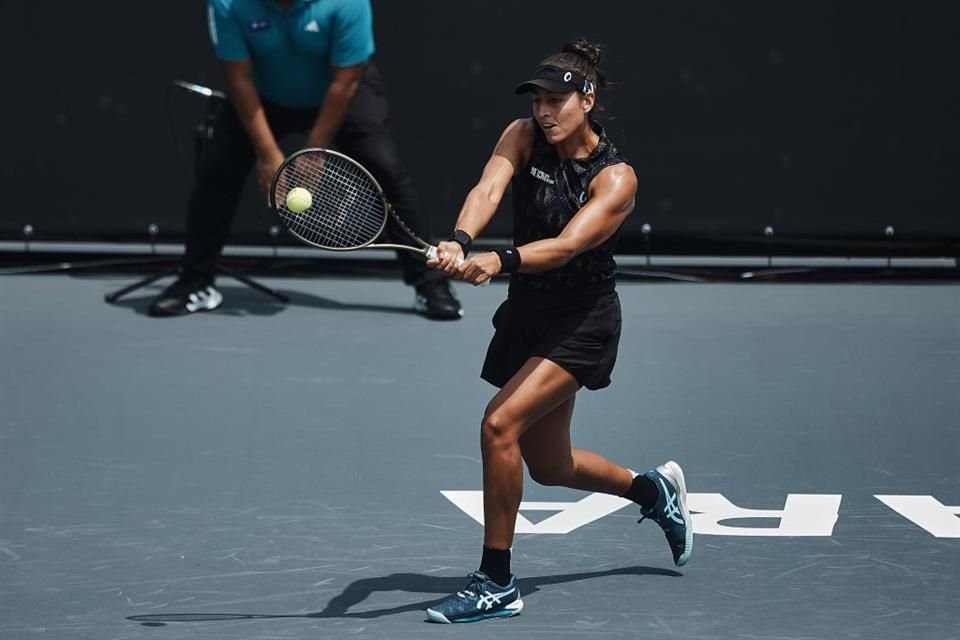 La tapatía Fernanda Navarro perdió contra la estadounidense Maria Mateas y quedó eliminada en la calificación del GDL Open AKRON WTA.