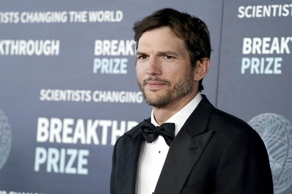 Ashton Kutcher renunció a su cargo en Thorn, organización contra el abuso de personas, tras mostrar su apoyo a Danny Masterson.