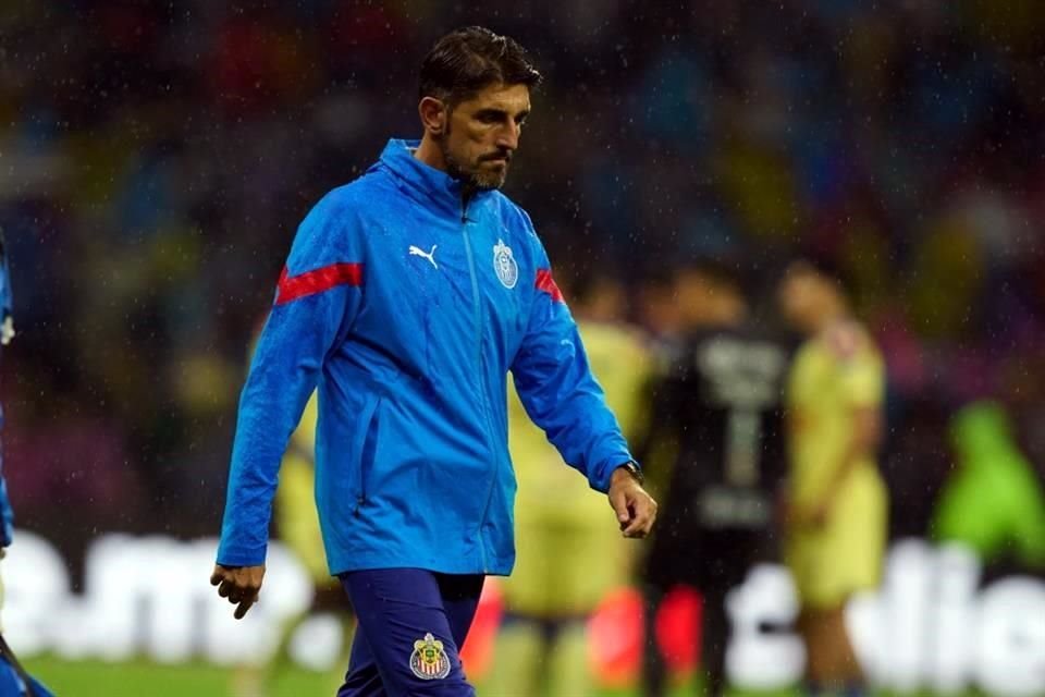Veljko Paunovic pidió calma a la afición rojiblanca tras la goleada en el Clásico Nacional.