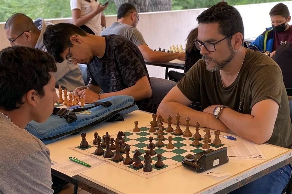 El coloquio incluye el tradicional torneo de ajedrez, juego de estrategia que practicaba reiteradamente Arreola.