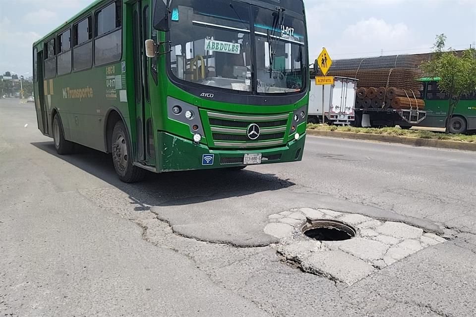 En el recorrido por Camino Real a Colima hubo registros sin tapa.