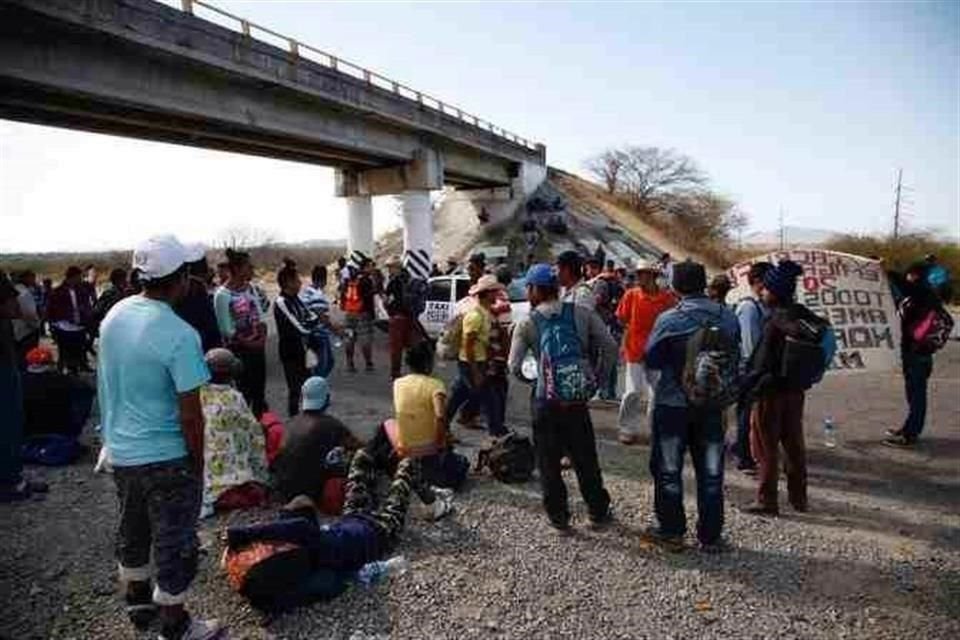 A nivel nacional, el flujo de migrantes en vagones ya afectó las operaciones del ferrocarril.