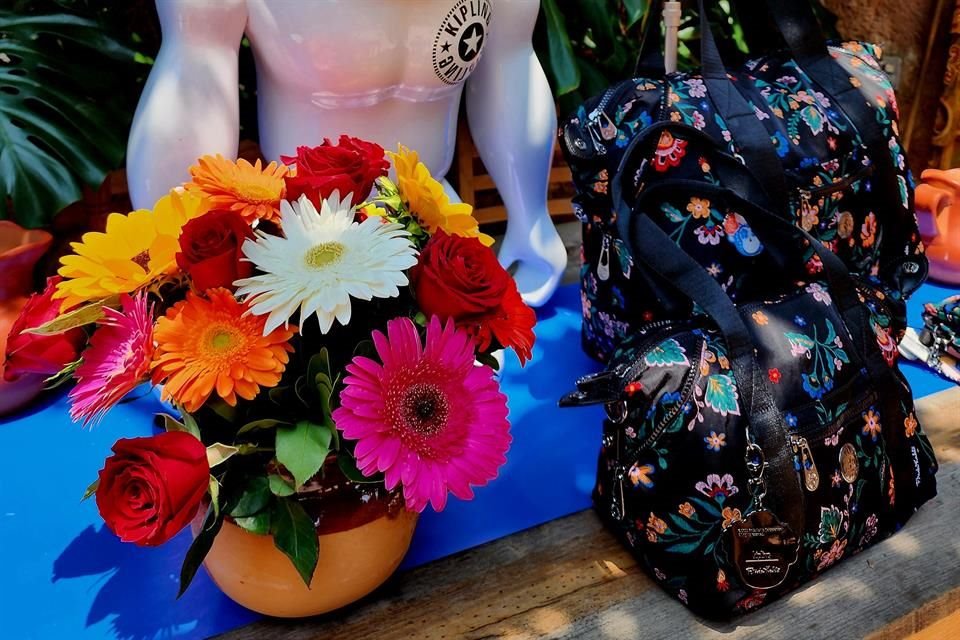 La casa belga Kipling lanzó su nueva colección de bolsos: Frida, inspirado en las mujeres fuertes.