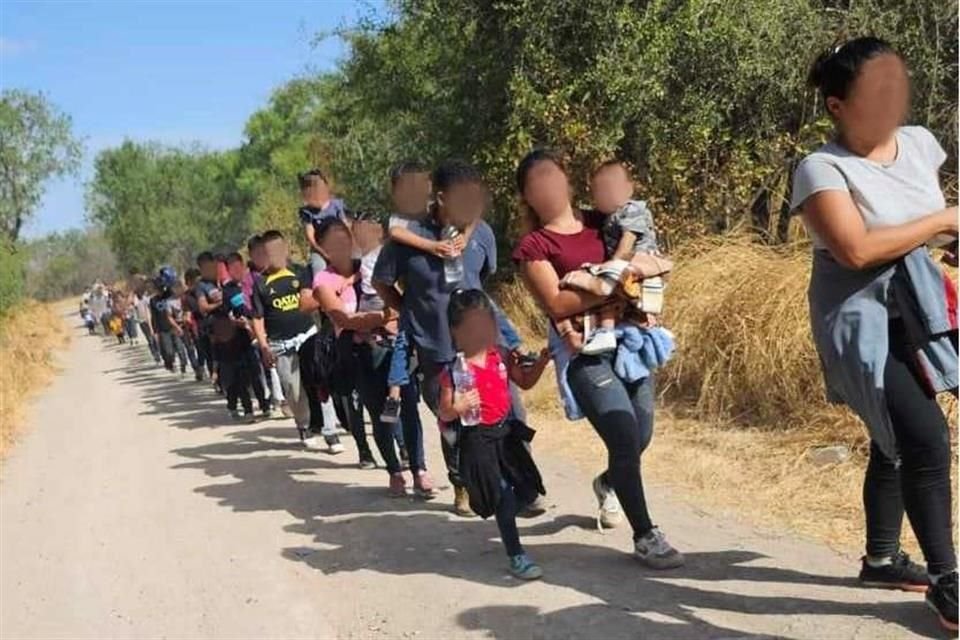 La Comar recibió 99 mil 881 solicitudes de refugio de migrantes desde enero a agosto de 2023, de acuerdo con el organismo de la Segob.