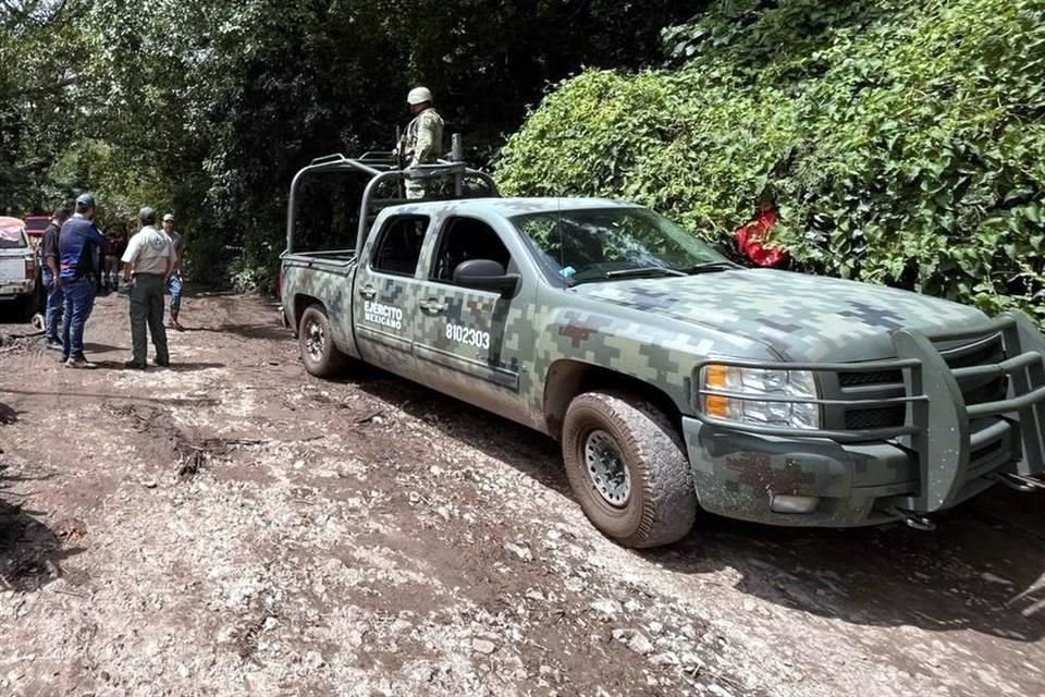 El desbordamiento del Arroyo El Cangrejo dañó severamente cuatro viviendas, 50 se encontraban en revisión y 2 puentes peatonales resultaron dañados.