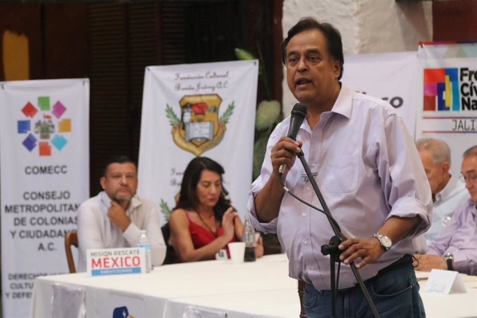 Salvador Cosío, presidente de la Agrupación Política Nacional Confío en México.