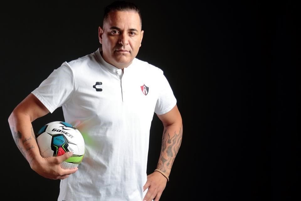 Daniel Osorno disputó más de 15 Clásicos Tapatíos con los Rojinegros.