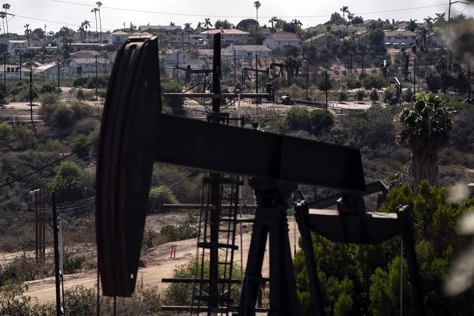 El petróleo subió cerca de un 17 por ciento en enero.