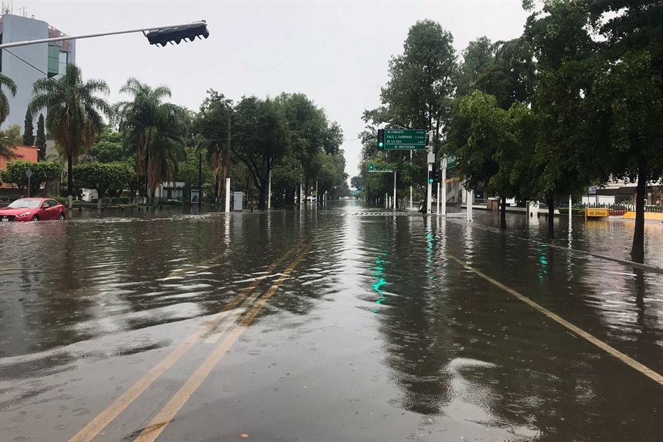 La zona de Plaza del Sol fue la más afectada por la precipitación.