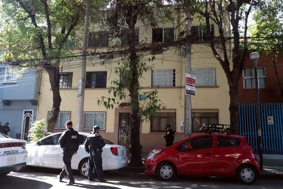 El incidente ocurrió al interior del edificio de departamentos donde viven ubicado en Calle Francisco Pimentel 88 casi esquina con Virginia Fábregas.