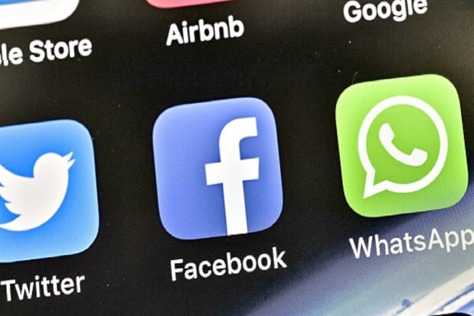 Muchas de las estafas se cometen vía redes sociales.