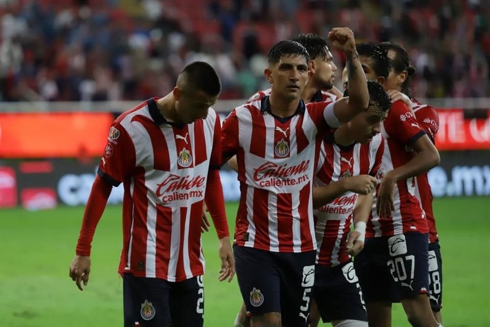 Pese a que goleó al Atlas en el Clásico, el común denominador de Chivas en este torneo ha sido la inestabilidad, afirma Alberto Guerra.