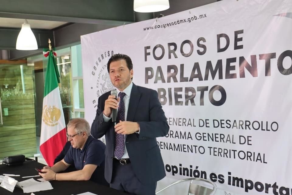 Segundo foro de parlamento abierto sobre el Plan General de Desarrollo y el Programa de Ordenamiento Territorial.