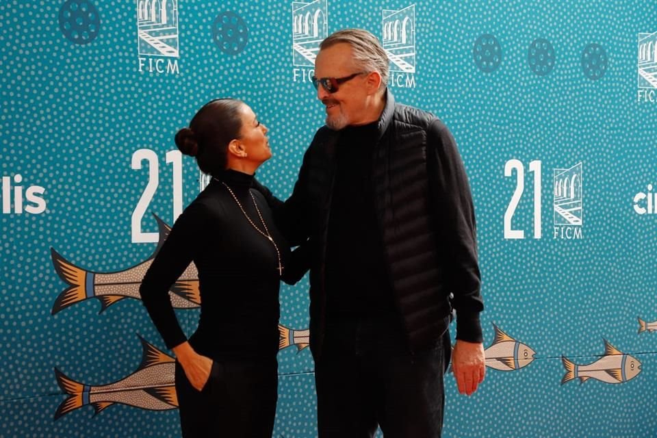 Eva Longoria compartió un buen momento con Miguel Bosé durante el FICM.