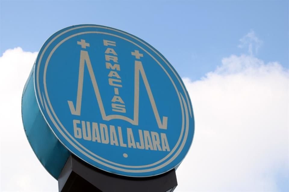 Farmacias Guadalajara reportó un ingreso trimestral de 27 mil 251 millones de pesos.