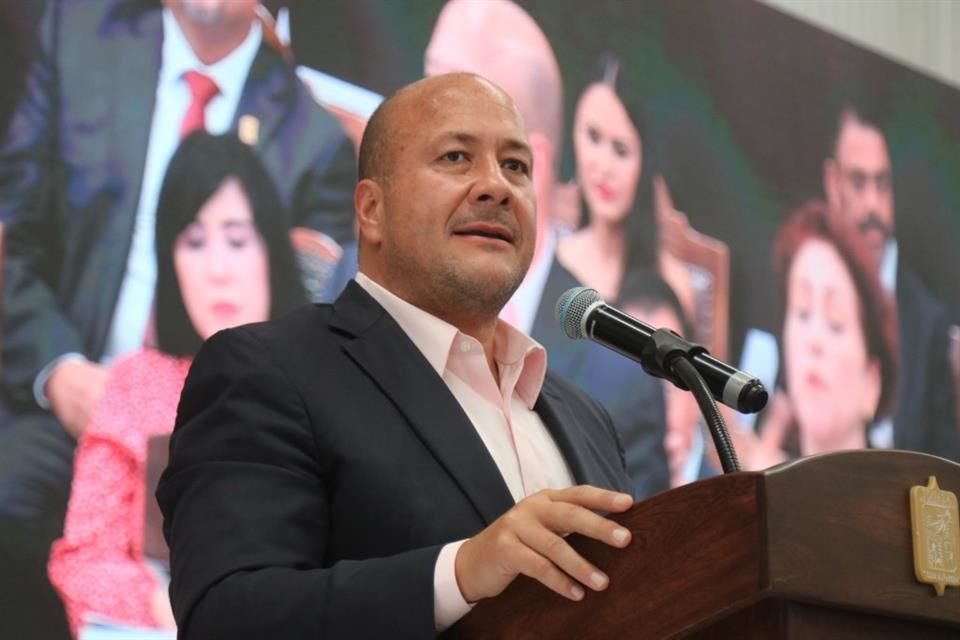 El Gobernador Enrique Alfaro entregó ayer el mando de su proyecto político y emecistas de Jalisco dan por hecho que el elegido para recibirlo es Pablo Lemus.