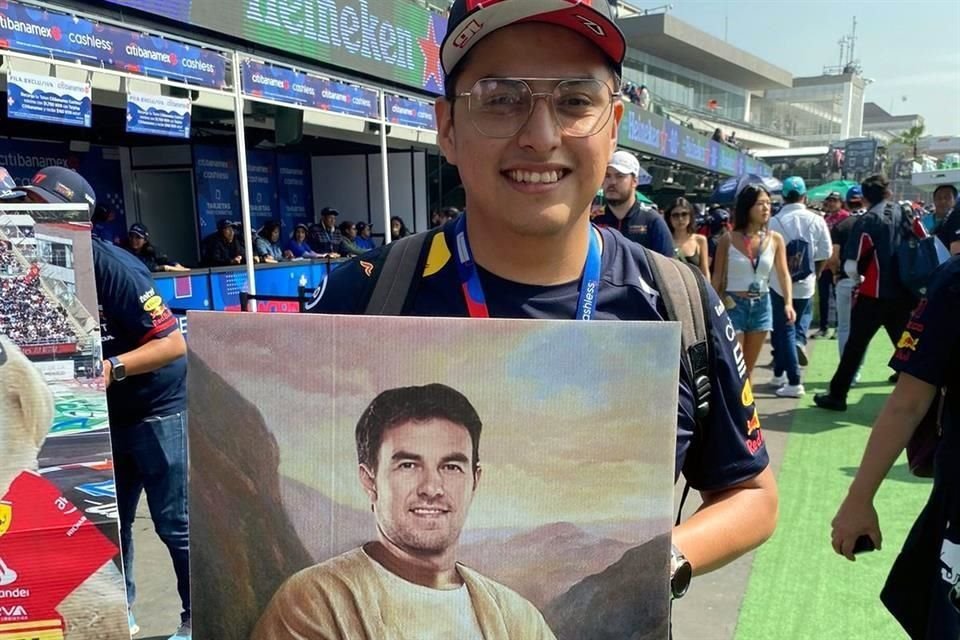 San Checo Pérez presente en el Gran Premio de México.