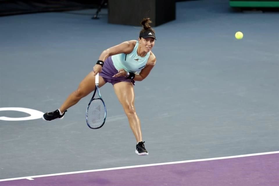 Jessica Pegula, número cinco del mundo, dio un gran paso rumbo a Semifinales de las WTA Finals, al vencer a la número uno Aryna Sabalenka.