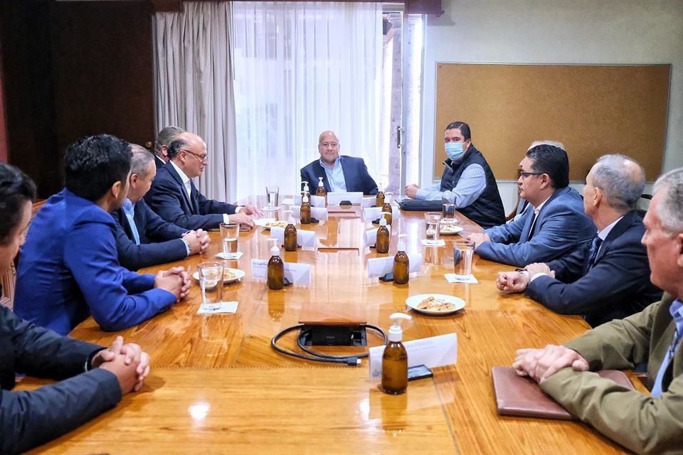 Koch Industries confirmó su plan de expansión en Jalisco en una reunión con el Gobernador Enrique Alfaro.