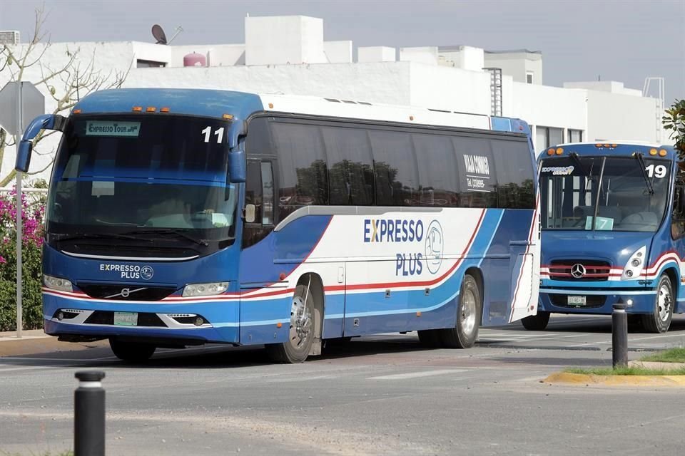 La diputada Verónica Flores urge a que transporte escolar se financie con Fondo Verde, para no trasladar gasto a padres de familia.