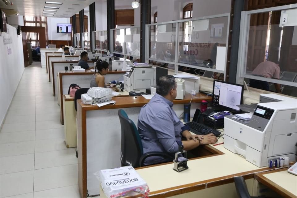 Si tienes trámites pendientes en el Registro Civil de Guadalajara o en la Tesorería, puedes aprovechar las vacaciones para realizarlos. 