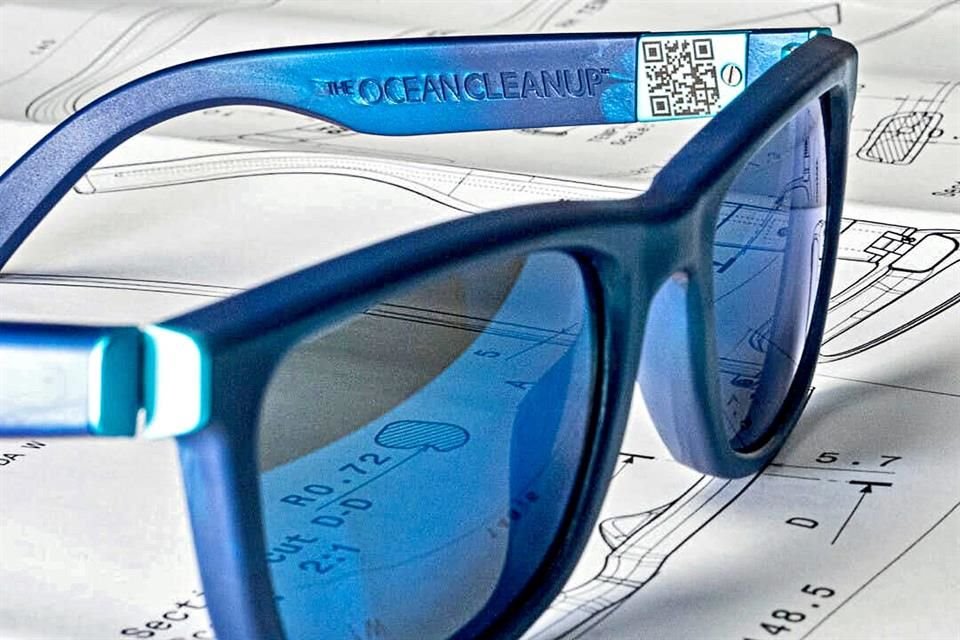 La firma Safilo se enorgullece de crear piezas oftálmicas que conjuntan calidad y diseño moderno, conservando el sello 'Made in Italy'.