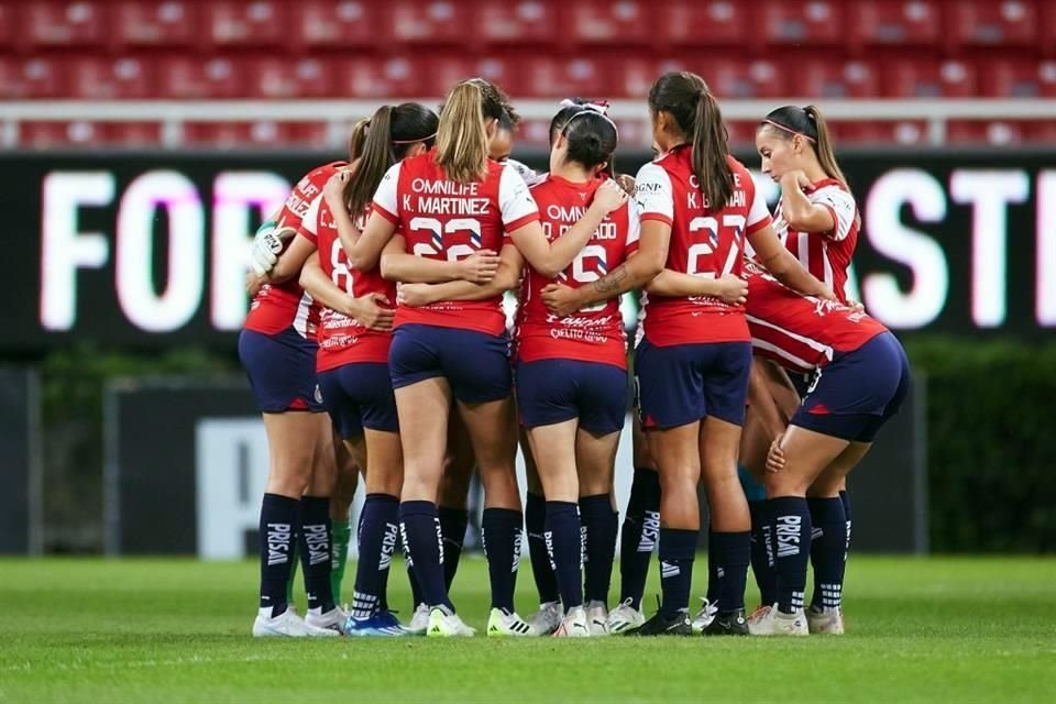 ¿Cuándo juega Chivas femenil la Liguilla?