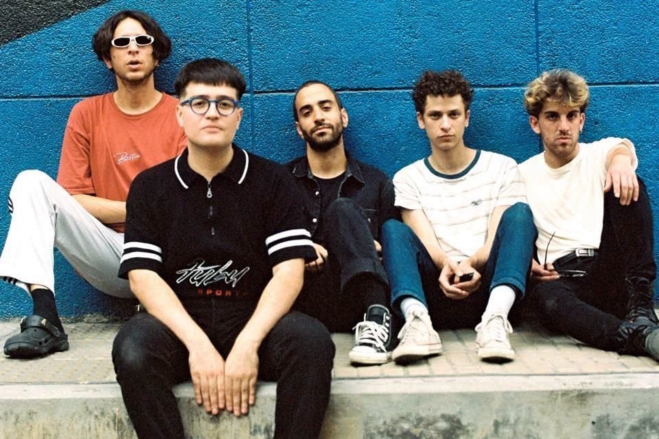 La banda Isla de Caras tendrá una mini gira por México, que incluye Guadalajara este viernes.