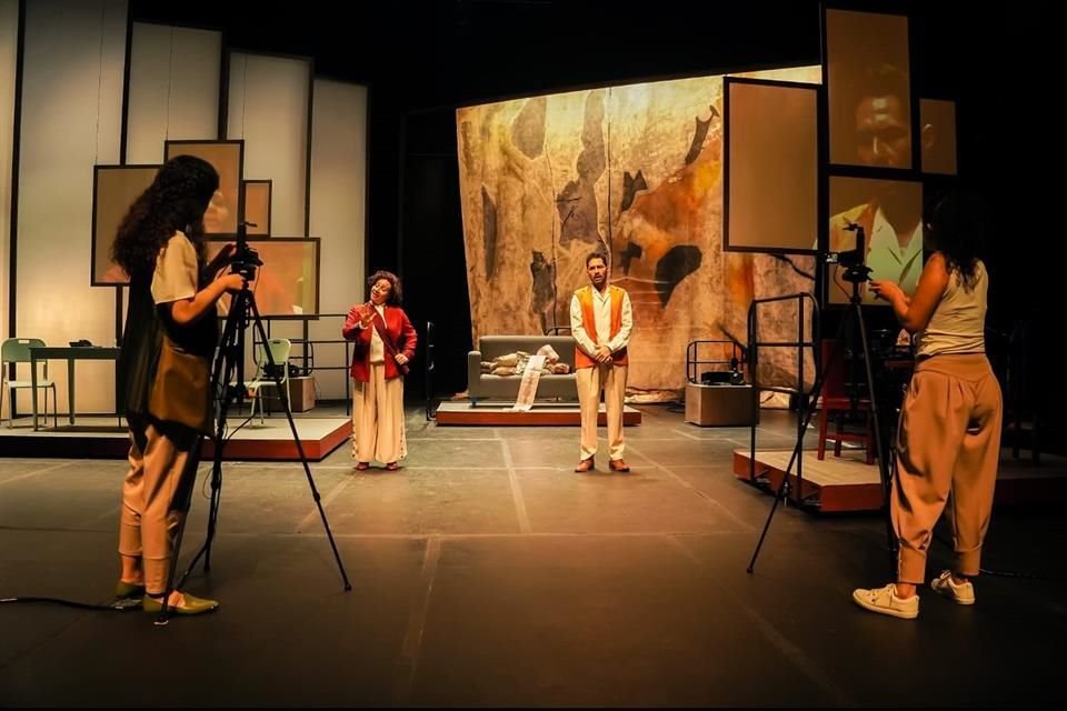 La obra 'Aleteo', de la Compañía Nacional de Teatro, abrirá la Muestra Nacional en el Teatro Degollado.
