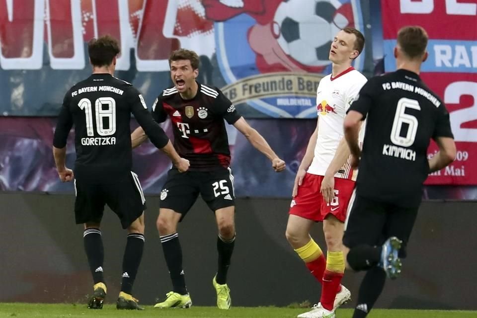 Müller llegó a 15 asistencias en la temporada con el Bayern-.