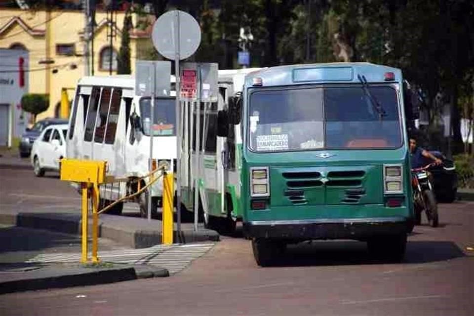 'Para la recuperación del transporte necesitamos diálogo y acciones coordinadas, pero también enfocadas a poner en el centro a la persona, como usuaria de transporte público', dijeron.