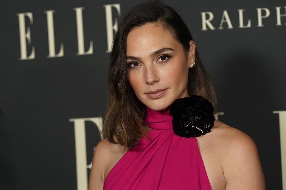 La proyección del video facilitado por Gal Gadot sobre el ataque de Hamas contra Israel se tornó violenta por manifestantes.