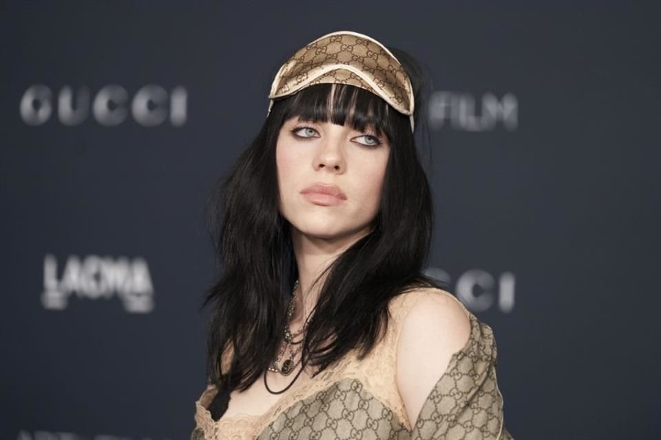 Billie Eilish, señala que se indentifica como 'ella' y que siente una atracción por mujeres.