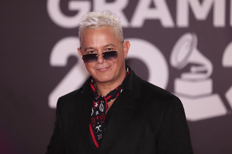 Sanz, de 54 años, fue nominado para las categorías de Mejor Grabación del Año y Mejor Canción del Año en los Grammys Latinos 2023.