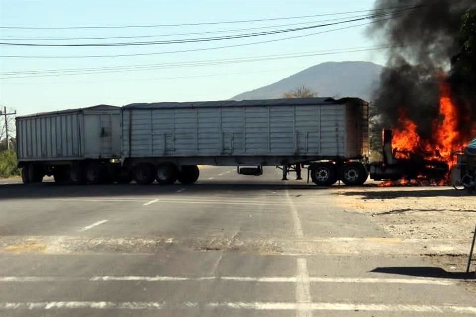 Fueron 4 los bloqueos carreteros durante la jornada.