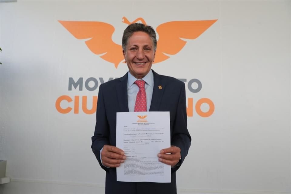 Juan José Frangie, Alcalde de Zapopan, se registró la mañana de hoy como precandidato único de Movimiento Ciudadano a la Presidencia Municipal; busca la reelección.