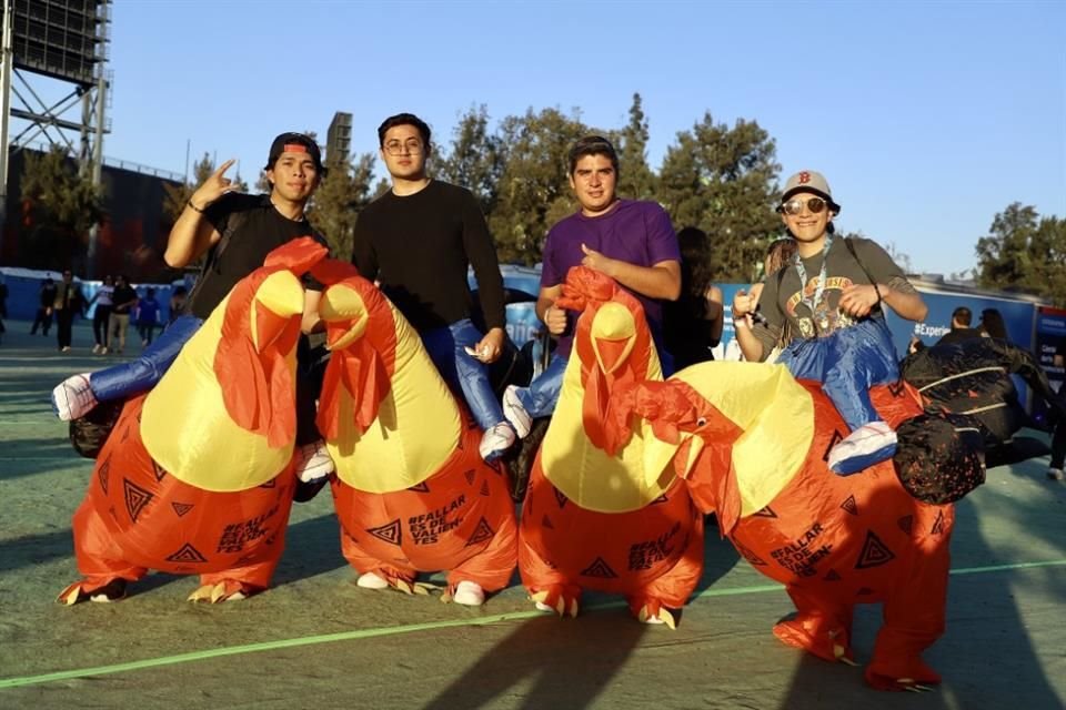 Fans acudieron disfrazados al festival.